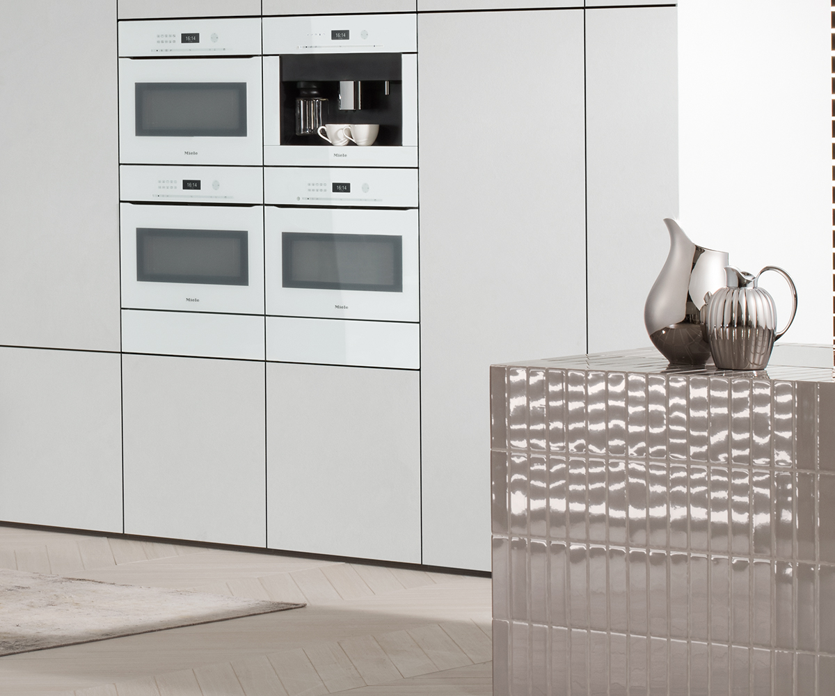 ArtLine built-in appliances with Touch2Open » Miele